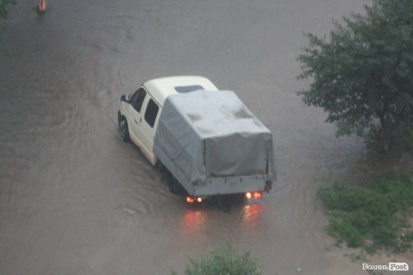 вул.Кравчука, поблизу СК Наталка. Фото: Тетяна Яцечко-Блаженко